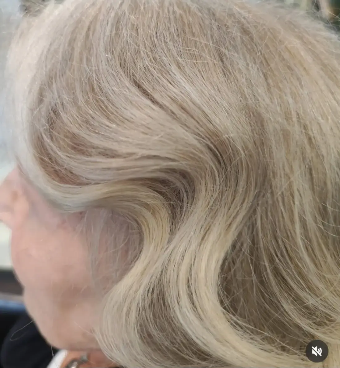 Cheveux blancs sublimés